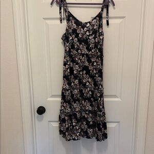 Floral Sleeveless Dress - Black and White